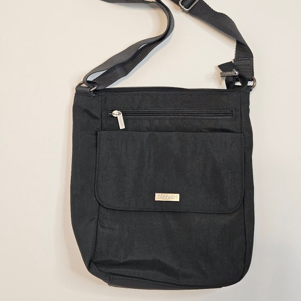 Baggallini Gray Town Bagg; adjustable shoulder/crossbody strap, multi pockets